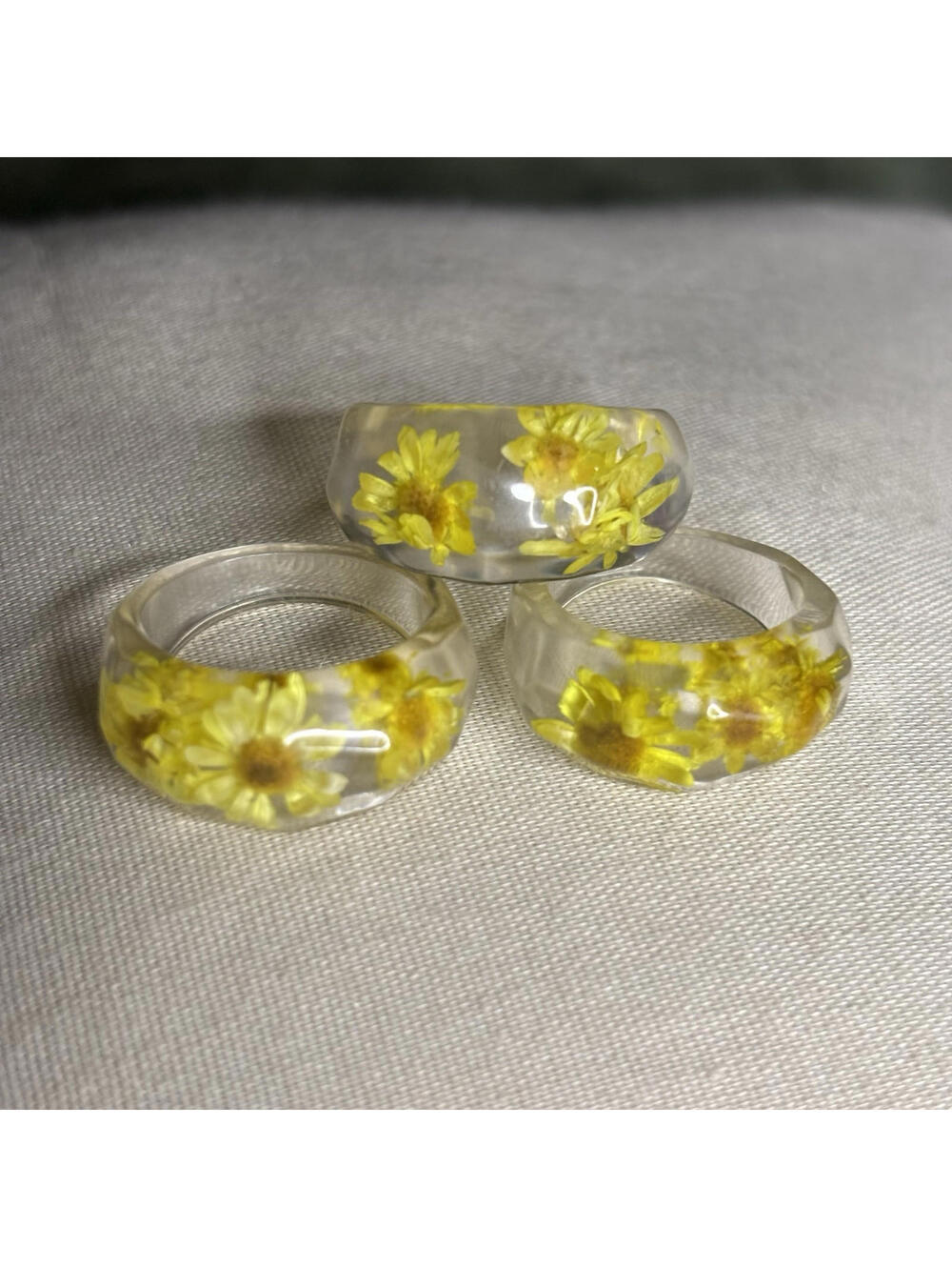 Zad Ring Women's size 6, 7, or 8 Cottage Yellow Clear Facet Resin Ring (1) NEW